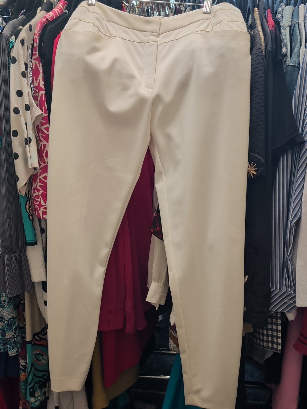 Escada Cream Skinny Dress Pants
